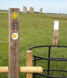 RMCP_walk_and_cycle_route_marker